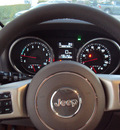 jeep grand cherokee 2011 gold suv laredo gasoline 6 cylinders 2 wheel drive automatic 33157
