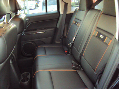 jeep patriot 2011 black suv latitude x gasoline 4 cylinders 2 wheel drive automatic 33157