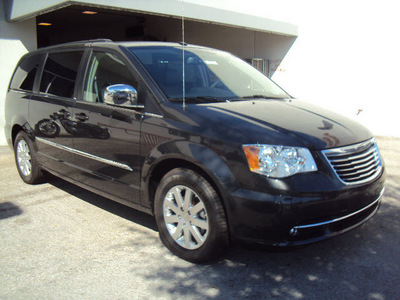 chrysler town and country 2011 black van touring l flex fuel 6 cylinders front wheel drive automatic 33157