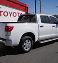 toyota tundra 2011 white sr5 gasoline 8 cylinders 2 wheel drive automatic 79925