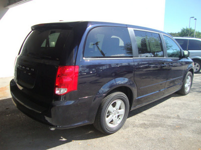 dodge grand caravan 2011 black van mainstreet flex fuel 6 cylinders front wheel drive automatic 33157