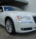 chrysler 300 2011 white sedan c gasoline 8 cylinders rear wheel drive automatic 33157