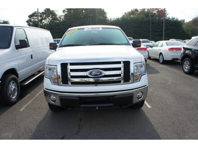 ford f 150 2010 white xlt flex fuel 8 cylinders 4 wheel drive automatic with overdrive 08902