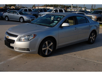 chevrolet malibu 2011 silver sedan lt flex fuel 4 cylinders front wheel drive automatic 77090