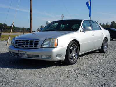 cadillac deville 2003 silver sedan dts gasoline 8 cylinders dohc front wheel drive automatic 27569