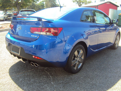 kia forte 2012 corsa blue coupe ex gasoline 4 cylinders front wheel drive automatic 32901