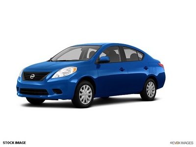 nissan versa 2012 blue sedan gasoline 4 cylinders front wheel drive not specified 98371