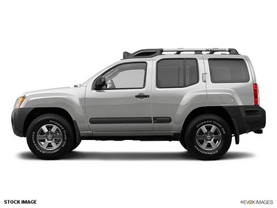 nissan xterra 2012 silver suv gasoline 6 cylinders 4 wheel drive not specified 98371