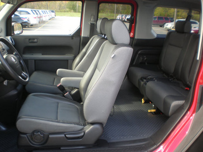 honda element 2005 red suv ex gasoline 4 cylinders all whee drive automatic with overdrive 13502