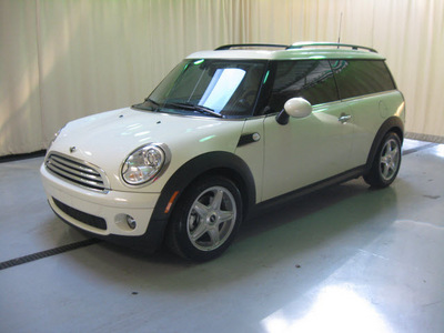 mini cooper clubman 2009 white hatchback gasoline 4 cylinders front wheel drive automatic 44883