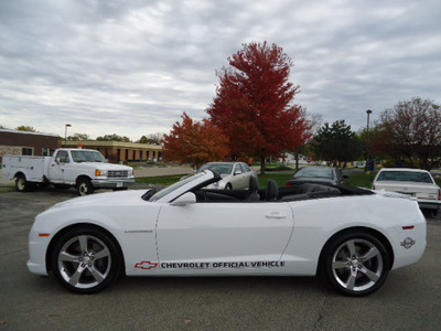 chevrolet camaro convertible 2011 white ss gasoline 8 cylinders rear wheel drive automatic 60007