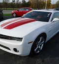 chevrolet camaro 2011 white coupe lt gasoline 6 cylinders rear wheel drive automatic 60007