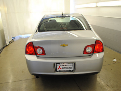 chevrolet malibu 2009 silver sedan lt w 1lt gasoline 4 cylinders front wheel drive automatic 44060