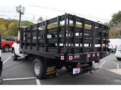 chevrolet silverado 3500hd cc 2011 white rack gasoline 8 cylinders 2 wheel drive not specified 07507