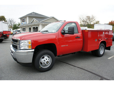 chevrolet silverado 3500hd cc 2012 victory red diesel 8 cylinders 4 wheel drive automatic 07507