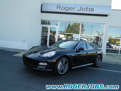 porsche panamera 2012 black sedan 4s gasoline 8 cylinders rear wheel drive pdk 98226