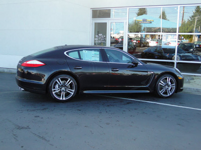 porsche panamera 2012 black sedan 4s gasoline 8 cylinders rear wheel drive pdk 98226