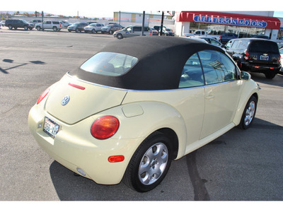 volkswagen new beetle 2003 yellow gls gasoline 4 cylinders front wheel drive automatic 98901