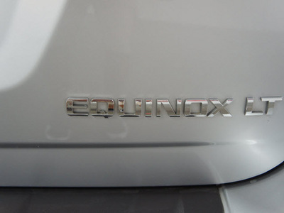 chevrolet equinox 2010 silver suv lt gasoline 4 cylinders front wheel drive automatic 76108