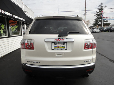 gmc acadia 2009 white suv slt 1 gasoline 6 cylinders all whee drive automatic 45005