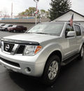 nissan pathfinder 2006 silver suv le gasoline 6 cylinders 4 wheel drive automatic 45005