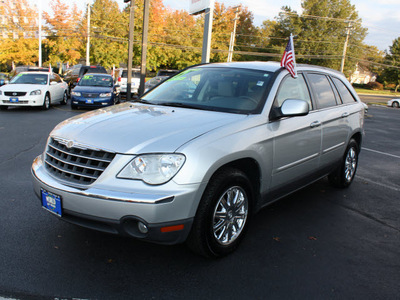 chrysler pacifica 2007 silver steel suv touring gasoline 6 cylinders front wheel drive autostick 07701