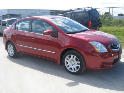 nissan sentra 2012 red sedan s gasoline 4 cylinders front wheel drive automatic 33884