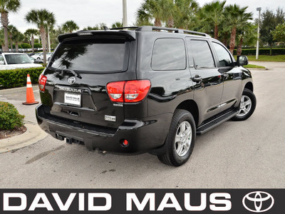 toyota sequoia 2011 black suv sr5 gasoline 8 cylinders 2 wheel drive automatic 32771