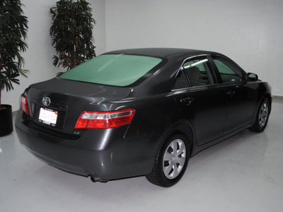 toyota camry 2009 dk  gray sedan le gasoline 4 cylinders front wheel drive automatic 91731