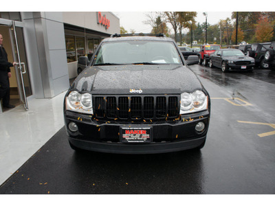 jeep grand cherokee 2007 black suv laredo gasoline 6 cylinders 4 wheel drive automatic with overdrive 08844