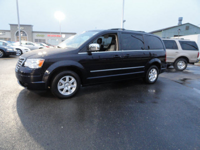 chrysler town country 2010 black van touring gasoline 6 cylinders front wheel drive automatic 60915