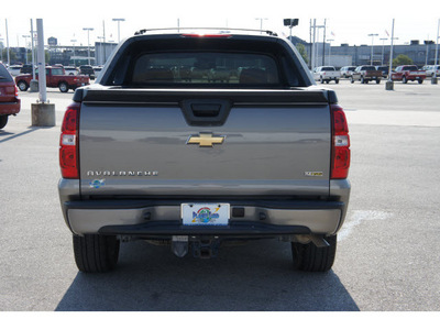 chevrolet avalanche 2007 gray gasoline 8 cylinders rear wheel drive 4 speed automatic 77388