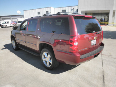 chevrolet suburban 2008 dk  red suv lt 1500 flex fuel 8 cylinders 4 wheel drive automatic 78238