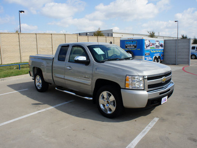chevrolet silverado 1500 2009 pewter pickup truck lt gasoline 8 cylinders 2 wheel drive automatic 76108