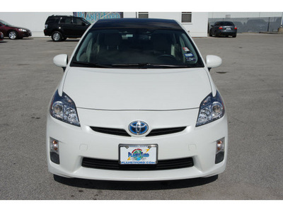 toyota prius 2010 white hybrid 4 cylinders front wheel drive automatic 77388