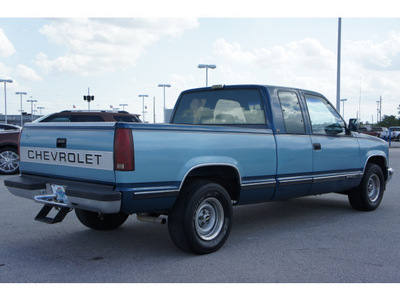 chevrolet c k 1500 series 1992 blue pickup truck c1500 silverado gasoline v8 rear wheel drive automatic with overdrive 77388