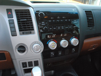 toyota tundra 2007 brown limited 4x4 gasoline 8 cylinders 4 wheel drive automatic 75228