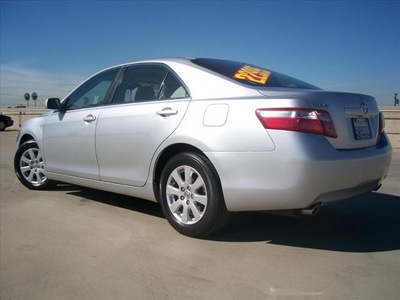 toyota camry 2007 silver sedan xle v6 gasoline 6 cylinders front wheel drive automatic 90241
