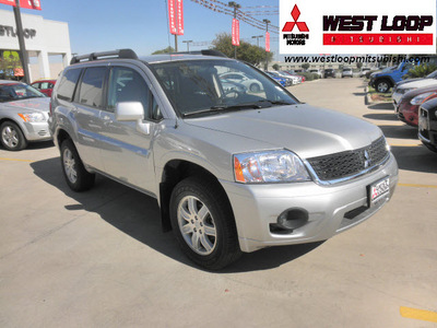 mitsubishi endeavor 2010 silver suv gasoline 6 cylinders front wheel drive automatic 78238