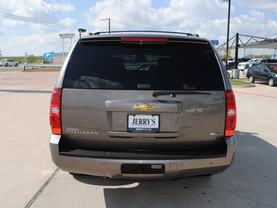 chevrolet suburban 2011 gray suv lt flex fuel 8 cylinders 2 wheel drive automatic 76087