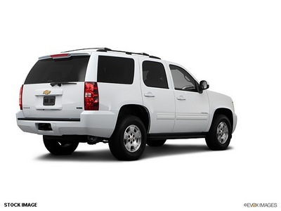 chevrolet tahoe 2012 white suv lt flex fuel 8 cylinders 4 wheel drive 6 speed automatic 56001