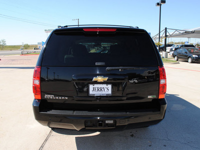 chevrolet suburban 2011 black suv lt flex fuel 8 cylinders 4 wheel drive automatic 76087