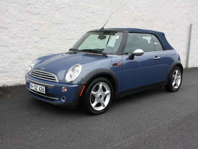 mini cooper 2005 blue gasoline 4 cylinders front wheel drive 5 speed manual 27616