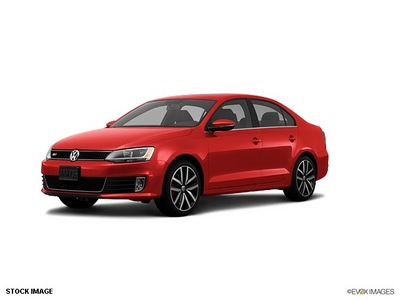 volkswagen jetta 2012 red sedan gli autobahn pzev gasoline 4 cylinders front wheel drive dual shift gearbox 56001