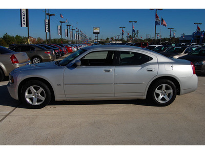 dodge charger 2010 silver sedan sxt gasoline 6 cylinders rear wheel drive automatic 77090