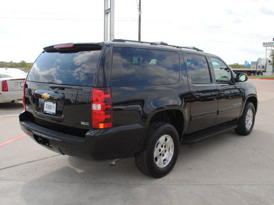 chevrolet suburban 2011 black suv lt flex fuel 8 cylinders 4 wheel drive automatic 76087