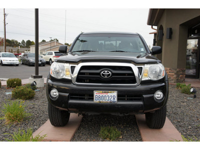 toyota tacoma 2005 black v6 gasoline 6 cylinders 4 wheel drive automatic 99352