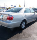 toyota camry 2005 silver sedan le 4dr gasoline 4 cylinders front wheel drive automatic 56301