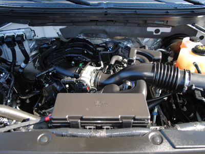 ford f 150 2011 silver xlt flex fuel 6 cylinders 2 wheel drive automatic 76087