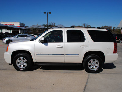 gmc yukon 2011 white suv slt flex fuel 8 cylinders 4 wheel drive automatic 76087